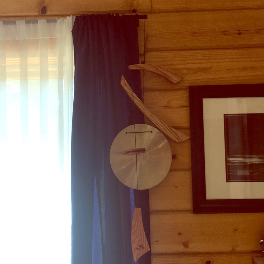 Hanging Gong